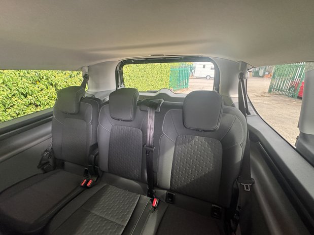Ford Tourneo Custom (Sold) Titanium Luxe | 9 Seat | Auto | L2 LWB | Euro 6 | £34158 + VAT 9