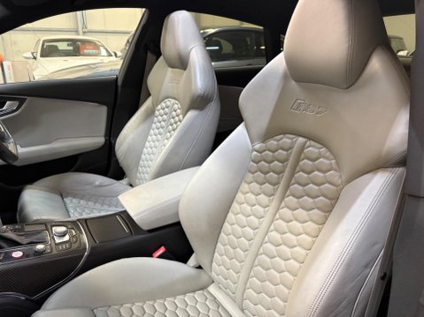 Audi RS7 4.0 TFSI V8 Sportback Tiptronic quattro Euro 6 (s/s) 5dr 10