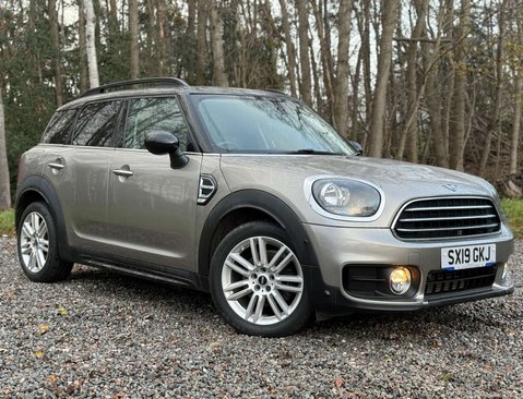 Mini Countryman 1.5 Countryman Cooper Exclusive Auto 5dr 1