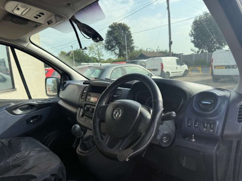 Vauxhall Vivaro 1.6 Vivaro 2700 CDTI 14
