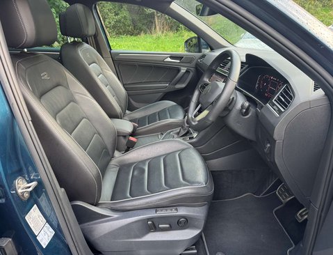 Volkswagen Tiguan 2.0 Tiguan R-Line TDI Semi-Auto 5dr 19