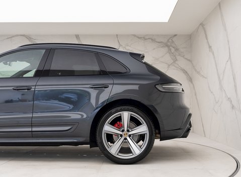 Porsche Macan S 26