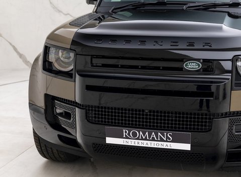 Land Rover Defender 110 X P400e 24