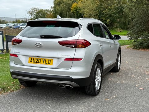 Hyundai TUCSON T-GDI SE NAV AUTO 37