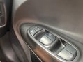 Nissan Juke 1.2 DIG-T N-Connecta Euro 6 (s/s) 5dr 28
