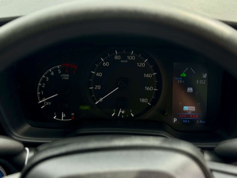 Toyota Corolla 1.8 VVT-h Excel Touring Sports 5dr Petrol Hybrid CVT Euro 6 (s/s) (140 ps) 12