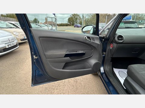 Vauxhall Corsa 1.2i ecoFLEX 16V Exclusiv Euro 5 (s/s) 5dr 18