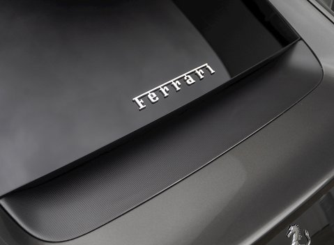 Ferrari 812 Superfast 27