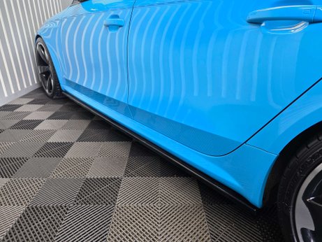 Audi RS4 4.2 FSI V8 Estate 5dr Petrol S Tronic quattro Euro 5 (450 ps) 37