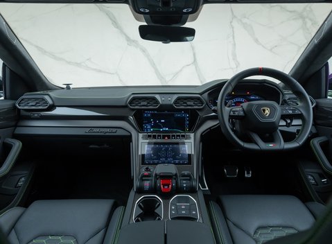 Lamborghini Urus S 21