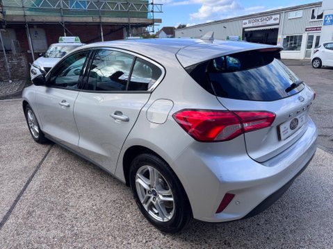 Ford Focus ZETEC TDCI 7