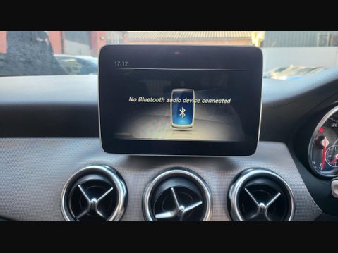Mercedes-Benz GLA GLA 180 URBAN EDITION 24