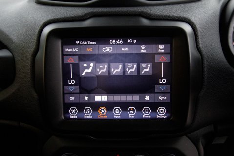 Jeep Renegade NIGHT EAGLE 25