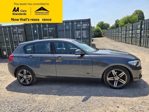 2016 BMW 1 Series thumbnail 5