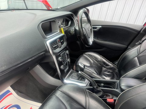 Volvo V40 2.0 D2 R-Design Pro Euro 6 (s/s) 5dr 28