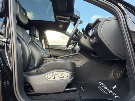Porsche Macan GTS PDK 38