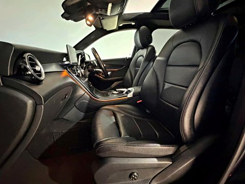 Mercedes-Benz GLC GLC 220 D 4MATIC AMG LINE PREMIUM PLUS 18
