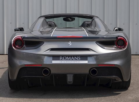 Ferrari 488 Spider 5