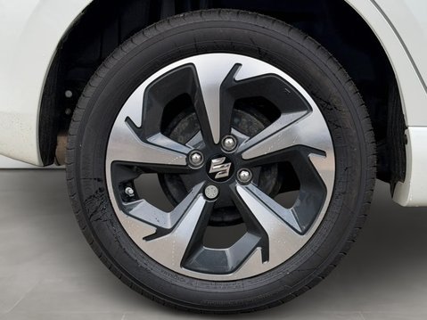 Suzuki Swift 1.2 Mild Hybrid Ultra ALLGRIP 5dr 12
