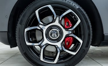 Rolls-Royce Cullinan Black Badge 33