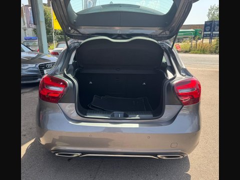 Mercedes-Benz A Class 1.5 A180d Sport (Premium) 7G-DCT Euro 6 (s/s) 5dr 29