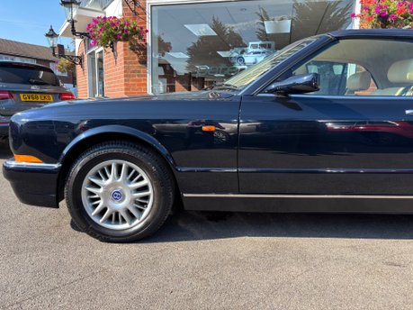 Bentley Azure 6.8 Convertible 2dr Petrol Automatic (422 g/km, 385 bhp) 5