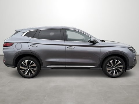 BYD Seal U 1.5 DM-i PHEV AWD Design Auto 10
