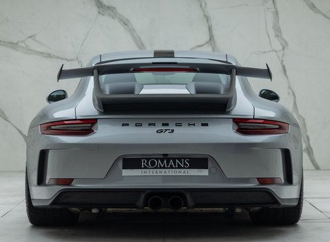 Porsche 911 GT3 (991.2) 8
