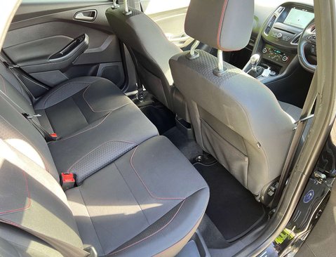 Ford Focus 1.0 Focus ST-Line X 5dr 40