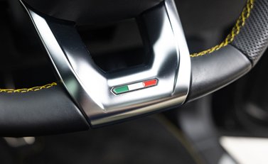 Lamborghini Urus S 34