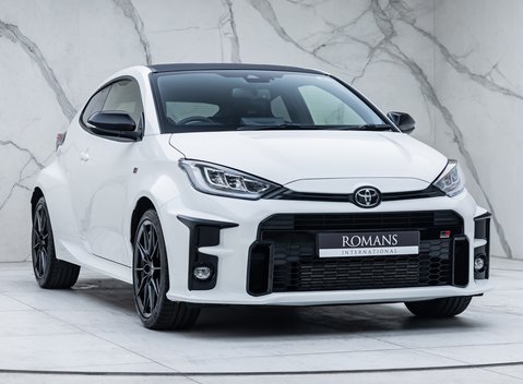 Toyota Yaris GR-Y CIRCUIT 7