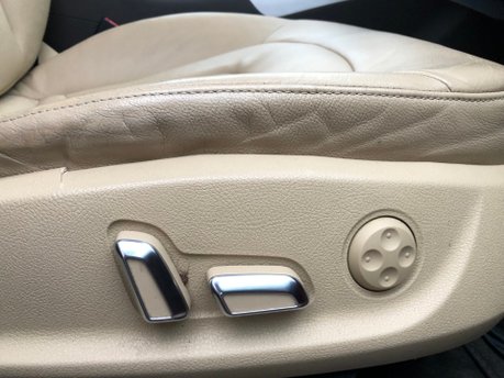 Audi A4 2.0 TDI SE TECHNIK Saloon Automatic 1 private owner with FSH 14