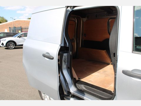 Renault Kangoo ML19 DCI ADVANCE EDC 26