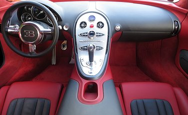 Bugatti Veyron 16.4 11