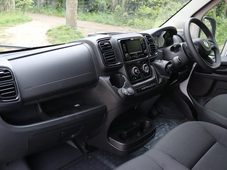 Vauxhall Movano 3500 L3H2 2.2 Turbo D 140 Prime 12