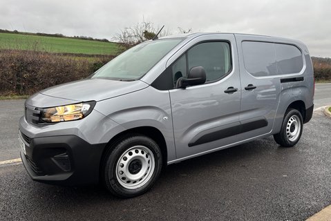 Peugeot Partner 102 ps BlueHdi Professional L2 1