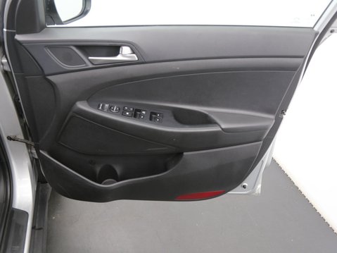 Hyundai TUCSON 1.6 GDi S Connect Euro 6 (s/s) 5dr 21