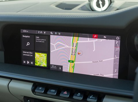 Porsche 911 (992) Carrera 4S 20