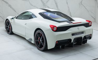 Ferrari 458 Speciale 9