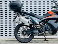 KTM Adventure 890 Adventure 6