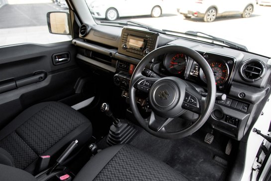 Suzuki Jimny SZ4
