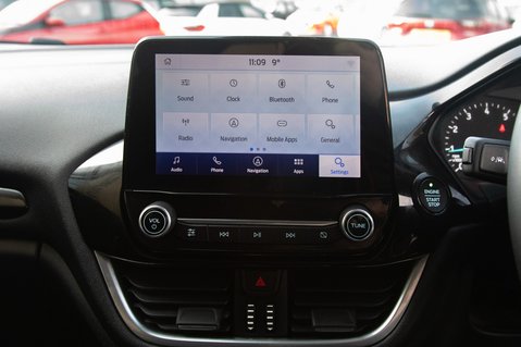 Ford Fiesta TITANIUM MHEV 26