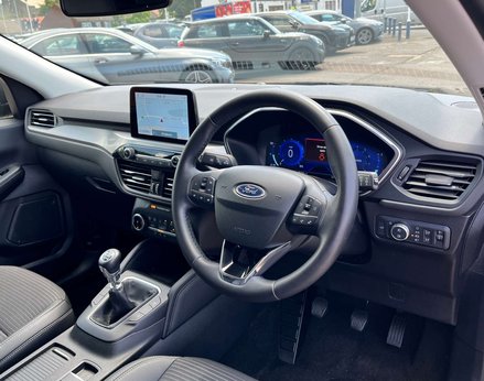 Ford Kuga 1.5 Kuga Titanium Edition 5dr 17