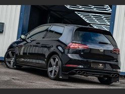 Volkswagen Golf 2.0 Golf R TSi Semi-Auto 4WD 3dr 31