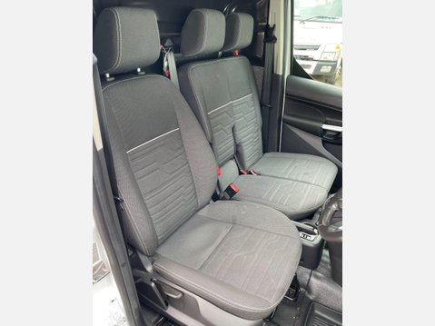 Ford Transit Connect 1.5 TDCi 240 Limited Panel Van 5dr Diesel Powershift L2 H1 (129 g/km, 118 b 31