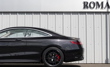 Mercedes-Benz S Class S63 Coupe 31