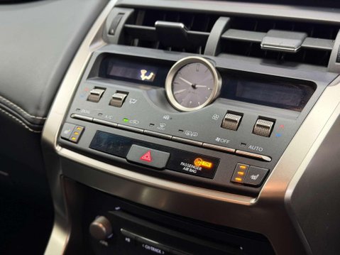 Lexus NX 2.5 300h Luxury SUV 5dr Petrol Hybrid E-CVT 4WD Euro 6 (s/s) (197 ps) 37