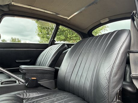Jaguar E-Type 2+2 46