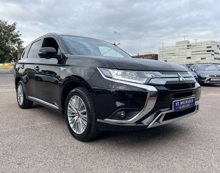 Mitsubishi Outlander 2.4 Outlander Dynamic PHEV CVT 4WD 5dr 85
