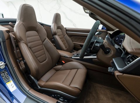 Porsche 911 (992) Turbo S Cabriolet 13